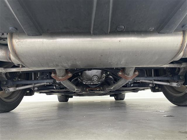 スカイライン GT タイプP ワンオーナー レザーシート 純正メモリナビ インテリジェントアラウンドビューモニター 前席パワーシート D席メモリ付きパワーシート 前席シートヒーター サンルーフ ドライブモードセレクト(41枚目)