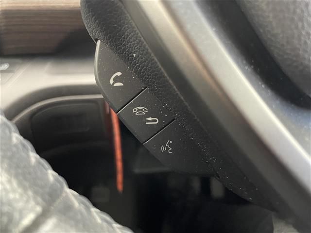 フリード クロスター・ホンダセンシング 純正メモリナビ バックカメラ 両側電動スライドドア 前後ドライブレコーダー レーダークルーズコントロール ビルトインETC シートヒーター ハーフレザーシート アイドリングストップ 純正15インチAW(9枚目)