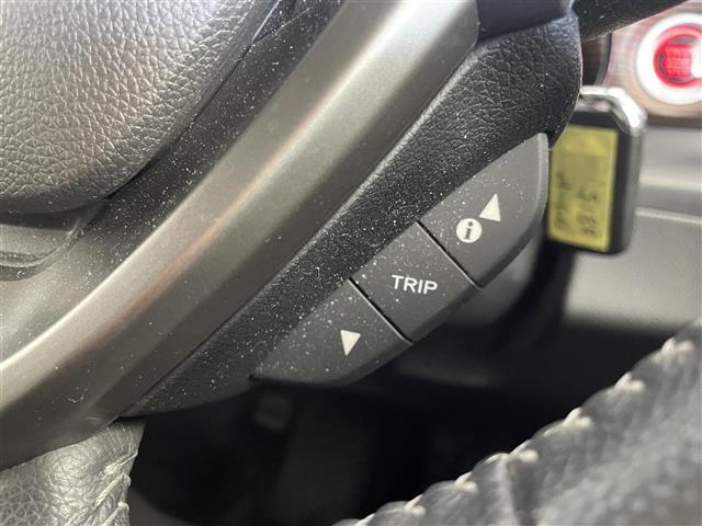 フリード クロスター・ホンダセンシング 純正メモリナビ バックカメラ 両側電動スライドドア 前後ドライブレコーダー レーダークルーズコントロール ビルトインETC シートヒーター ハーフレザーシート アイドリングストップ 純正15インチAW(12枚目)