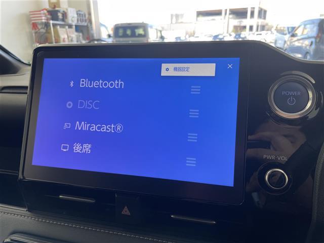 ノア ハイブリッドＳ－Ｚ　快適利便パッケージＨｉｇｈ　ユニバーサルステップ　フリップダウンモニター　純正１０．５型ディスプレイオーディオ　両側電動スライドドア　パワーバックドア　ドライブレコーダー　シートヒーター　ＥＴＣ２．０（6枚目）
