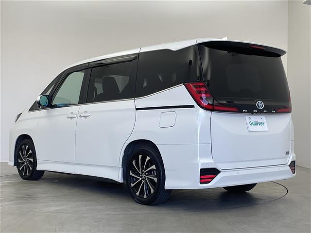 ノア ハイブリッドＳ－Ｚ　快適利便パッケージＨｉｇｈ　ユニバーサルステップ　フリップダウンモニター　純正１０．５型ディスプレイオーディオ　両側電動スライドドア　パワーバックドア　ドライブレコーダー　シートヒーター　ＥＴＣ２．０（43枚目）