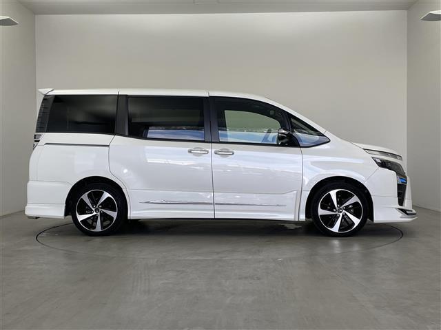 ヴォクシー ZS 煌II モデリスタエアロ 純正10インチナビ バックカメラ ビルトインETC ドライブレコーダー トヨタセーフティセンス クルーズコントロール 社外アルミホイール オートハイビーム LEDライト 地デジTV(41枚目)