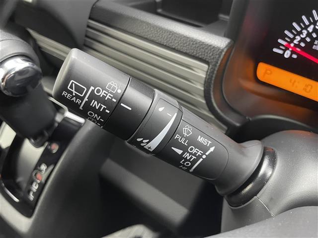 Ｎ－ＶＡＮ ファン・ターボ　純正８インチディスプレイオーディオ　バックカメラ　ホンダセンシング　アダプティブクルーズ　両側スライドドア　純正フロアマット　オートエアコン　プッシュスタート　スマートキー　オートライト　ＬＥＤライト（7枚目）