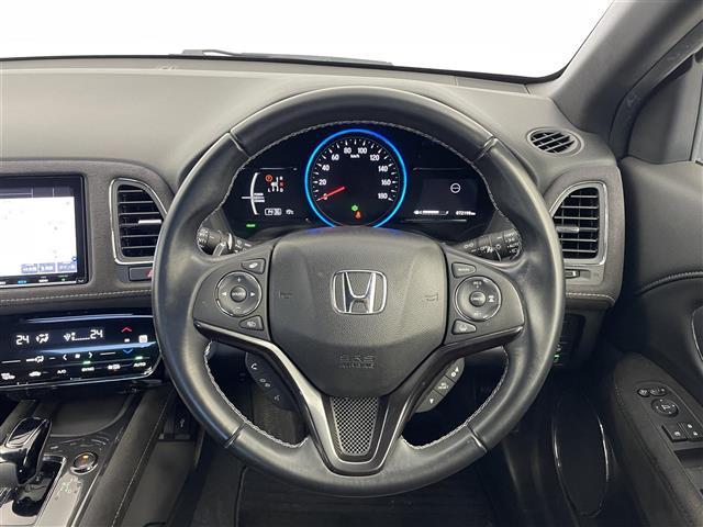 ヴェゼル ハイブリッドRS・ホンダセンシング 純正9インチナビ バックカメラ ビルトインETC ドライブレコーダー ホンダセンシング アダプティブクルーズコントロール シートヒーター 純正アルミホイール オートライト LEDヘッドライト 地デジ(7枚目)