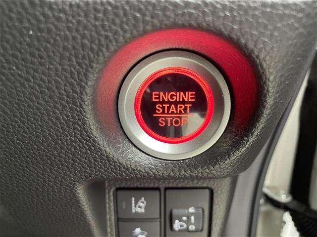 N-BOXカスタム Lターボ スタイル+ブラック 純正8インチナビ バックカメラ ビルトインETC 前後ドライブレコーダー ホンダセンシング アダプティブクルーズコントロール シートヒーター純正アルミホイール オートライト LEDライト 地デジTV(15枚目)