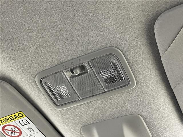 タント カスタムRS トップエディションSAIII 社外ナビ バックカメラ ETC スマートアシスト3 シートヒーター ステアリングスイッチ 両側パワースライドドア 純正アルミホイール プッシュスタート オートハイビーム LEDヘッドライト 地デジTV(26枚目)