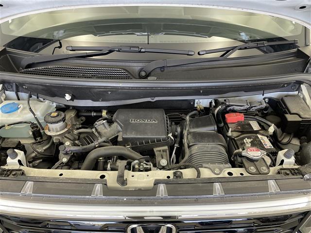 N-BOXカスタム ターボ ホンダセンシング 社外ディスプレイオーディオ バックカメラ アダプティブクルーズコントロール シートヒーター 純正アルミホイール プッシュスタート スマートキー オートライト LEDヘッドライト(33枚目)