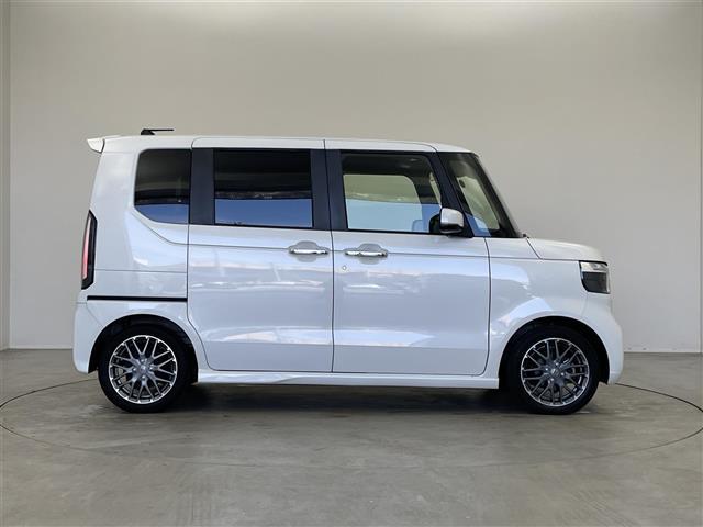 N-BOXカスタム ターボ ホンダセンシング 社外ディスプレイオーディオ バックカメラ アダプティブクルーズコントロール シートヒーター 純正アルミホイール プッシュスタート スマートキー オートライト LEDヘッドライト(40枚目)