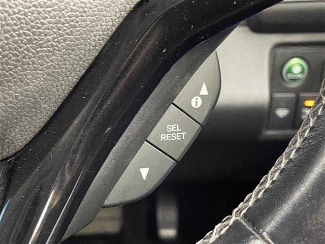 ヴェゼル ハイブリッドＺ・ホンダセンシング　社外８インチナビ　バックカメラ　ビルトインＥＴＣ　ドライブレコーダー　ホンダセンシング　アダプティブクルーズコントロール　シートヒーター　メモリシート　ＨＤＭＩ　純正アルミ　オートライト　ＬＥＤ　ＴＶ（15枚目）