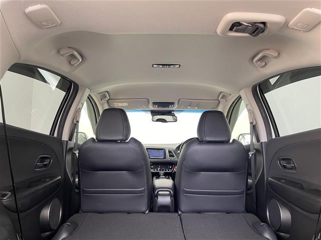 ヴェゼル ハイブリッドＺ・ホンダセンシング　社外８インチナビ　バックカメラ　ビルトインＥＴＣ　ドライブレコーダー　ホンダセンシング　アダプティブクルーズコントロール　シートヒーター　メモリシート　ＨＤＭＩ　純正アルミ　オートライト　ＬＥＤ　ＴＶ（24枚目）