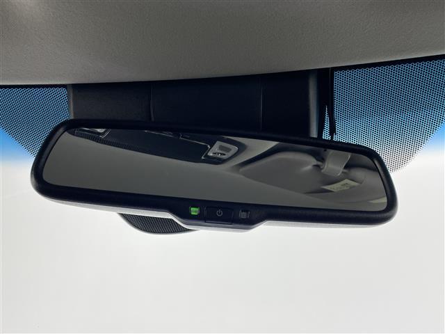 ヴェゼル ハイブリッドＺ・ホンダセンシング　社外８インチナビ　バックカメラ　ビルトインＥＴＣ　ドライブレコーダー　ホンダセンシング　アダプティブクルーズコントロール　シートヒーター　メモリシート　ＨＤＭＩ　純正アルミ　オートライト　ＬＥＤ　ＴＶ（25枚目）