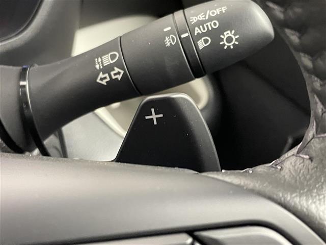 デリカミニ T プレミアム 届出済未使用車 マイパイロット 純正9インチディスプレイオーディオ マルチアラウンドモニター レーダークルーズ デジタルルームーミラー シートヒーター ステアリングヒーター オートハイビーム LED(11枚目)