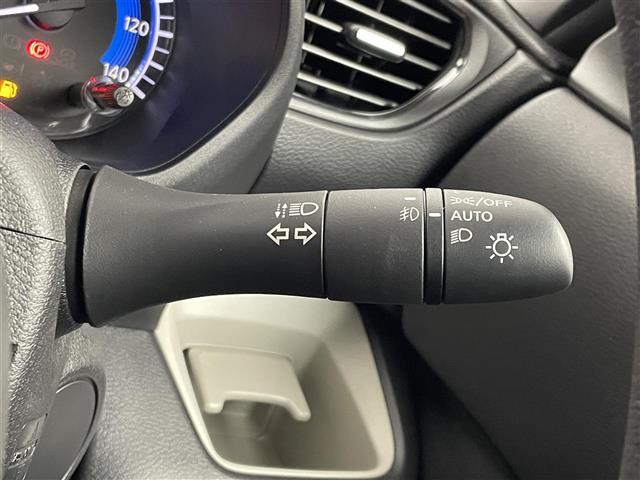 デリカミニ T プレミアム 届出済未使用車 マイパイロット 純正9インチディスプレイオーディオ マルチアラウンドモニター レーダークルーズ デジタルルームーミラー シートヒーター ステアリングヒーター オートハイビーム LED(12枚目)