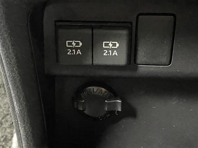 ヴォクシー ハイブリッドZS 煌III 純正10インチナビ バックカメラ ビルトインETC2.0 前後ドライブレコーダー 三眼LED セーフティセンス クルーズコントロール シートヒーター 純正アルミホイール オートハイビーム 地デジTV(29枚目)