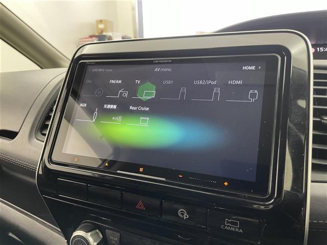 セレナ ハイウェイスター　Ｖ　プロパイロット　社外９インチナビ　フリップダウンモニター　アラウンドビューモニター　ＢＳＩ　ＥＴＣ　前後ドライブレコーダー　レーダークルーズコントロール　ＨＤＭＩ　純正アルミホイール　オートライト（6枚目）