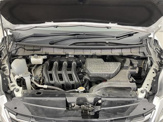 セレナ ハイウェイスター　Ｖ　プロパイロット　社外９インチナビ　フリップダウンモニター　アラウンドビューモニター　ＢＳＩ　ＥＴＣ　前後ドライブレコーダー　レーダークルーズコントロール　ＨＤＭＩ　純正アルミホイール　オートライト（33枚目）