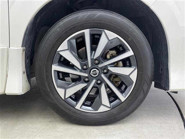 セレナ ハイウェイスター　Ｖ　プロパイロット　社外９インチナビ　フリップダウンモニター　アラウンドビューモニター　ＢＳＩ　ＥＴＣ　前後ドライブレコーダー　レーダークルーズコントロール　ＨＤＭＩ　純正アルミホイール　オートライト（34枚目）