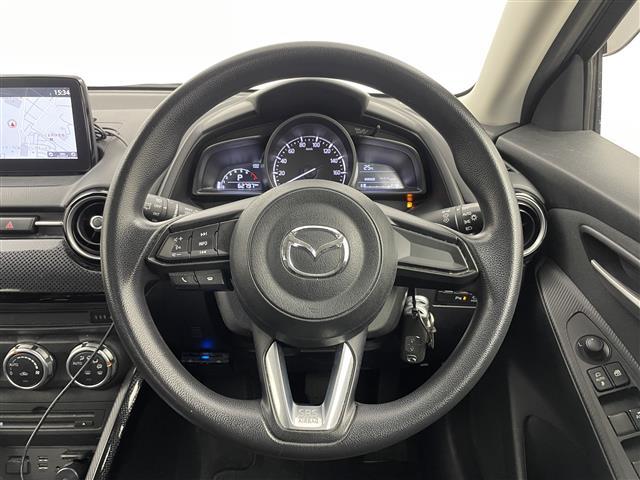 デミオ 13S 純正ナビ 360度ビューモニター BSM ETC 前後ドライブレコーダー スマートシティブレーキサポート ミラー一体型ドラレコ シートヒーター オートライト LEDヘッドライト 地デジフルセグ(11枚目)