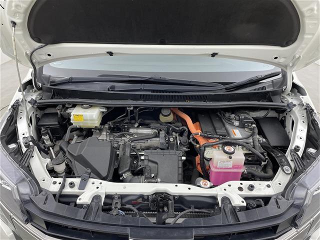 ノア ハイブリッドＳｉ　ダブルバイビー　純正１０インチナビ　バックカメラ　ビルトインＥＴＣ　ドライブレコーダー　セーフティセンス　クルーズコントロール　ミラー型ドラレコ　シートヒーター　純正アルミホイール　オートハイビーム　ＬＥＤライト（32枚目）