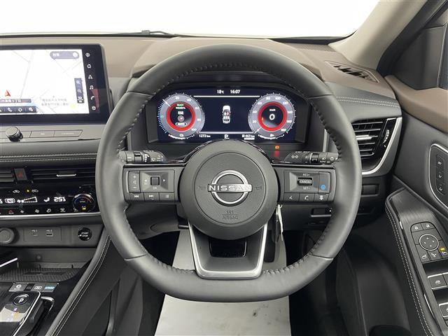 エクストレイル G e-4ORCE プロパイロット 純正12.3インチナビ アラウンドビューモニター BSI ビルトインETC2.0 インテリジェントルームミラー ステアリングヒーター シートヒーター ワイヤレス充電 メモリシート TV(8枚目)