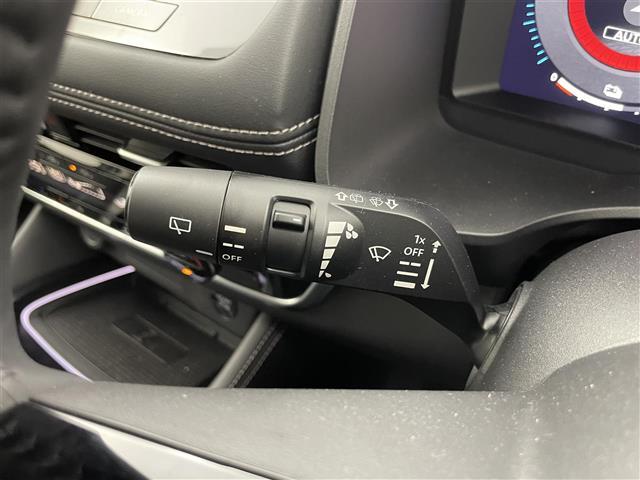 エクストレイル G e-4ORCE プロパイロット 純正12.3インチナビ アラウンドビューモニター BSI ビルトインETC2.0 インテリジェントルームミラー ステアリングヒーター シートヒーター ワイヤレス充電 メモリシート TV(9枚目)