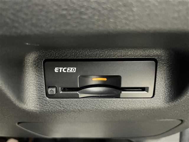 エクストレイル G e-4ORCE プロパイロット 純正12.3インチナビ アラウンドビューモニター BSI ビルトインETC2.0 インテリジェントルームミラー ステアリングヒーター シートヒーター ワイヤレス充電 メモリシート TV(13枚目)