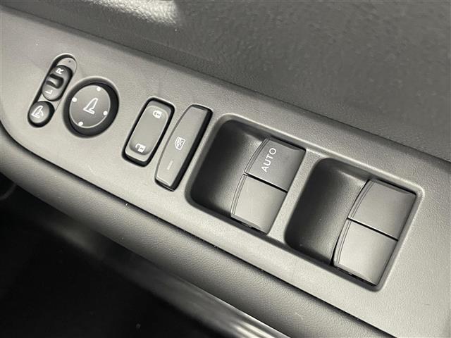 フリード ｅ：ＨＥＶエアー　ＥＸ　登録済未使用車　純正９インチナビ　Ｂカメラ　ＢＳＭ　ホンダセンシング　アダクティブクルーズコントロール　シートヒーター　純正アルミホイール　オートハイビーム　ＬＥＤヘッドライト　地デジＴＶ（31枚目）