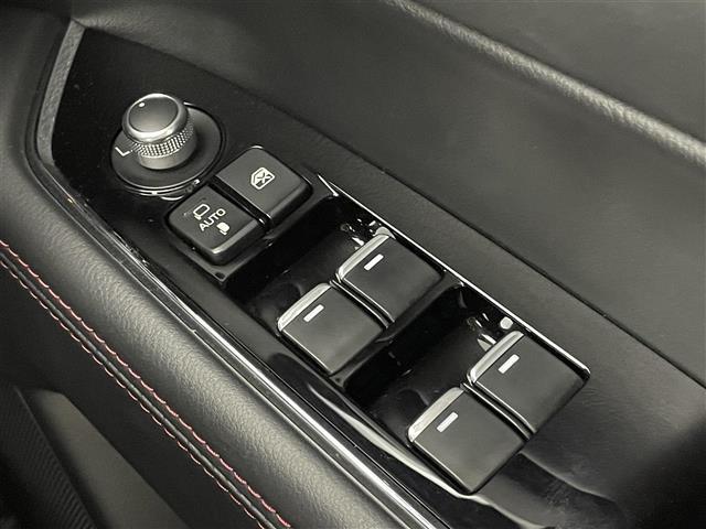 ＣＸ－８ ＸＤ　ブラックトーンエディション　ＢＯＳＥサウンド　純正１０．２５インチナビ　３６０度ビューモニター　ＢＳＭ　ＨＵＤ　ＥＴＣ　スマートブレーキサポート　レーダークルーズコントロール　シートヒーター　純正アルミ　オートハイビーム　ＬＥＤ（17枚目）