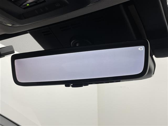 プリウス Ｚ　モデリスタエアロ　サンルーフ　純正１２．３インチディスプレイオーディオ　パノラミックビューモニター　ＢＳＭ　ビルトインＥＴＣ２．０　ドラレコ　レーダークルーズ　デジタルインナーミラーシートヒーター（9枚目）