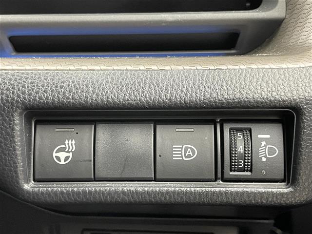 プリウス Ｚ　モデリスタエアロ　サンルーフ　純正１２．３インチディスプレイオーディオ　パノラミックビューモニター　ＢＳＭ　ビルトインＥＴＣ２．０　ドラレコ　レーダークルーズ　デジタルインナーミラーシートヒーター（20枚目）