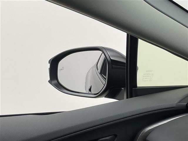 プリウス Ｚ　モデリスタエアロ　サンルーフ　純正１２．３インチディスプレイオーディオ　パノラミックビューモニター　ＢＳＭ　ビルトインＥＴＣ２．０　ドラレコ　レーダークルーズ　デジタルインナーミラーシートヒーター（30枚目）