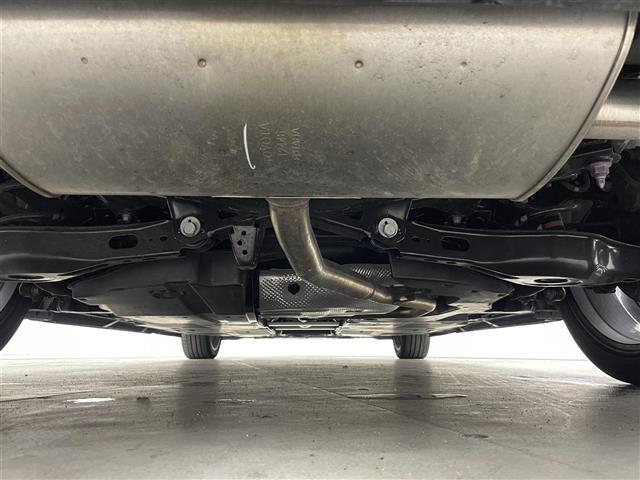 プリウス Ｚ　モデリスタエアロ　サンルーフ　純正１２．３インチディスプレイオーディオ　パノラミックビューモニター　ＢＳＭ　ビルトインＥＴＣ２．０　ドラレコ　レーダークルーズ　デジタルインナーミラーシートヒーター（35枚目）