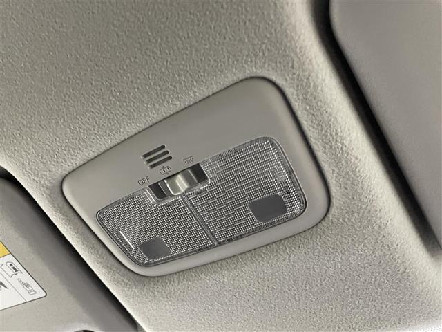 シエンタ Ｇ　クエロ　純正ナビ　パノラミックビューモニター　ＥＴＣ　前後ドライブレコーダー　セーフティセンス　ステアリングスイッチ　コーナーセンサー　プッシュスタート　スマートキー　オートハイビーム　ＬＥＤライト　地デジ（29枚目）