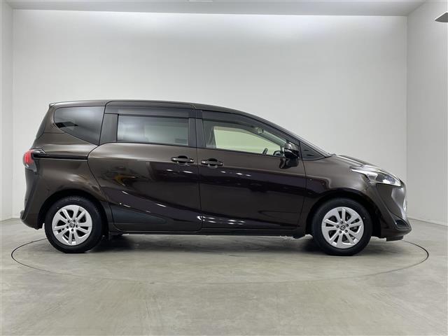 シエンタ Ｇ　クエロ　純正ナビ　パノラミックビューモニター　ＥＴＣ　前後ドライブレコーダー　セーフティセンス　ステアリングスイッチ　コーナーセンサー　プッシュスタート　スマートキー　オートハイビーム　ＬＥＤライト　地デジ（40枚目）