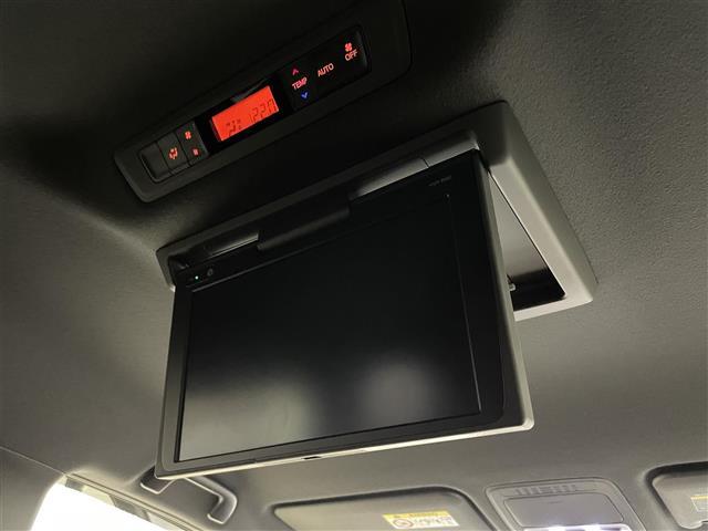 ヴォクシー ＺＳ　純正１０インチナビ　フリップダウンモニター　バックカメラ　ビルトインＥＴＣ　前後ドライブレコーダー　セーフティセンス　クルーズコントロール　純正アルミホイール　オートハイビーム　ＬＥＤライト　地デジ（3枚目）