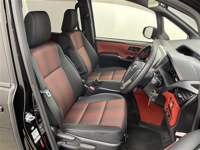 ヴォクシー ＺＳ　純正１０インチナビ　フリップダウンモニター　バックカメラ　ビルトインＥＴＣ　前後ドライブレコーダー　セーフティセンス　クルーズコントロール　純正アルミホイール　オートハイビーム　ＬＥＤライト　地デジ（28枚目）