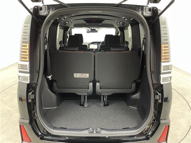 ヴォクシー ＺＳ　純正１０インチナビ　フリップダウンモニター　バックカメラ　ビルトインＥＴＣ　前後ドライブレコーダー　セーフティセンス　クルーズコントロール　純正アルミホイール　オートハイビーム　ＬＥＤライト　地デジ（29枚目）