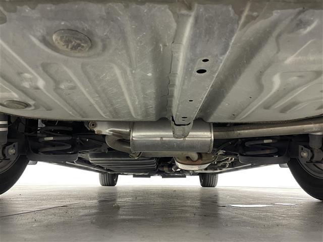 ヴォクシー ＺＳ　純正１０インチナビ　フリップダウンモニター　バックカメラ　ビルトインＥＴＣ　前後ドライブレコーダー　セーフティセンス　クルーズコントロール　純正アルミホイール　オートハイビーム　ＬＥＤライト　地デジ（32枚目）