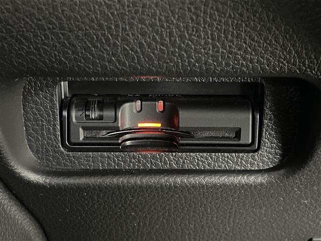 ◆最新ナビ（フルセグ・ワンセグ・ＤＶＤ再生）もご案内。カロッツェリア・アルパイン・イクリプスのナビを取扱しておりバックカメラ（バックモニター）後席モニター（フリップダウンモニター）の取付も可能です。