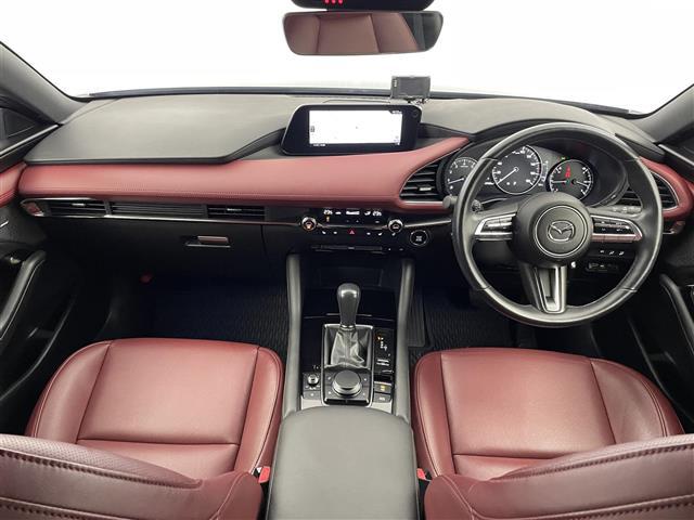 MAZDA3ファストバック 20Sバーガンディ セレクション BOSE 純正8.8インチナビ 360度ビューモニター BSM HUD 赤レザーシート ETC 前後ドライブレコーダー スマートブレーキサポート レーダークルーズ シートヒーター メモリシート LED(2枚目)