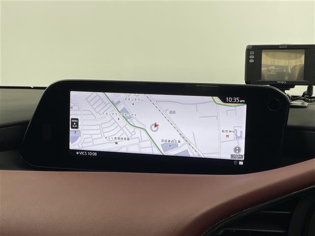 MAZDA3ファストバック 20Sバーガンディ セレクション BOSE 純正8.8インチナビ 360度ビューモニター BSM HUD 赤レザーシート ETC 前後ドライブレコーダー スマートブレーキサポート レーダークルーズ シートヒーター メモリシート LED(4枚目)