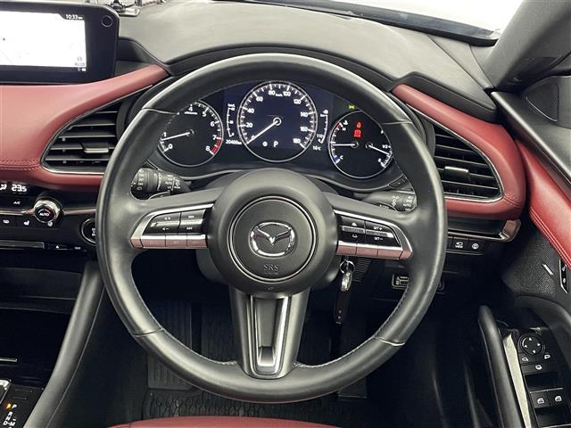 MAZDA3ファストバック 20Sバーガンディ セレクション BOSE 純正8.8インチナビ 360度ビューモニター BSM HUD 赤レザーシート ETC 前後ドライブレコーダー スマートブレーキサポート レーダークルーズ シートヒーター メモリシート LED(10枚目)