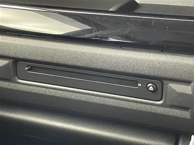 スペーシアカスタム ハイブリッドＸＳ　純正９インチナビ　全方位モニター　ＨＵＤ　ＥＴＣ前後ドライブレコーダー　セーフティサポート　アダプティブクルーズコントロール　シートヒーター　ステアリングヒーター　ＨＤＭＩ　オートハイビーム　ＬＥＤ（6枚目）