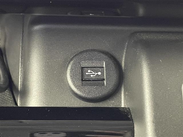 スペーシアカスタム ハイブリッドＸＳ　純正９インチナビ　全方位モニター　ＨＵＤ　ＥＴＣ前後ドライブレコーダー　セーフティサポート　アダプティブクルーズコントロール　シートヒーター　ステアリングヒーター　ＨＤＭＩ　オートハイビーム　ＬＥＤ（29枚目）