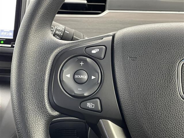 フリード Ｇブラックスタイル　ホンダセンシング　純正９インチナビ　バックカメラ　ビルトインＥＴＣ２．０　前後ドライブレコーダ―　アダプティブクルーズコントロール　シートヒーター　純正アルミホイール　オートライト　ＬＥＤヘッドライト（12枚目）