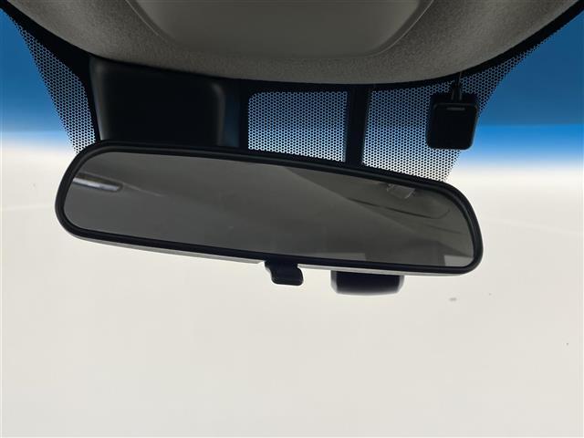 フリード Ｇブラックスタイル　ホンダセンシング　純正９インチナビ　バックカメラ　ビルトインＥＴＣ２．０　前後ドライブレコーダ―　アダプティブクルーズコントロール　シートヒーター　純正アルミホイール　オートライト　ＬＥＤヘッドライト（26枚目）