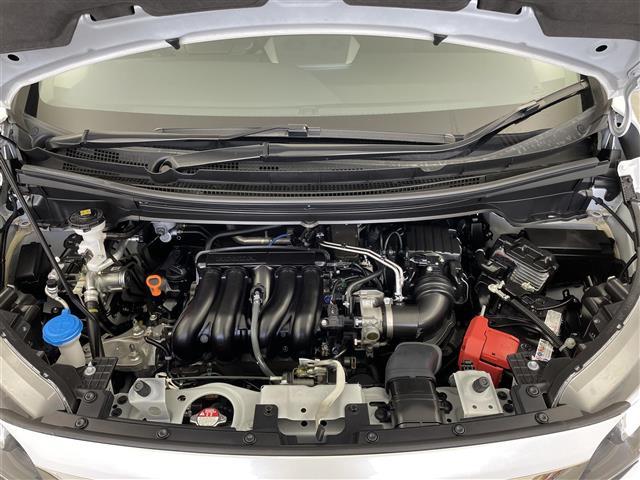 フリード Ｇブラックスタイル　ホンダセンシング　純正９インチナビ　バックカメラ　ビルトインＥＴＣ２．０　前後ドライブレコーダ―　アダプティブクルーズコントロール　シートヒーター　純正アルミホイール　オートライト　ＬＥＤヘッドライト（33枚目）