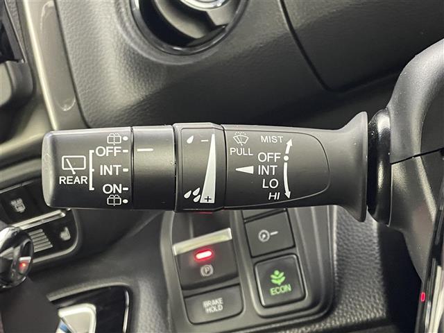 N-BOXカスタム Lターボ スタイル+ブラック 純正9インチナビ バックカメラ ビルトインETC 前後ドライブレコーダー ホンダセンシング アダプティブクルーズコントロール シートヒーター 純正アルミホイール オートライト LEDヘッドライト TV(9枚目)