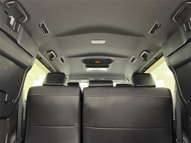 ヴォクシー ZS 煌III 純正9インチナビ フリップダウンモニター バックカメラ ビルトインETC セーフティセンス クルーズコントロール 純正アルミホイール スマートキー オートハイビーム LEDヘッドライト 地デジフルセグ(31枚目)