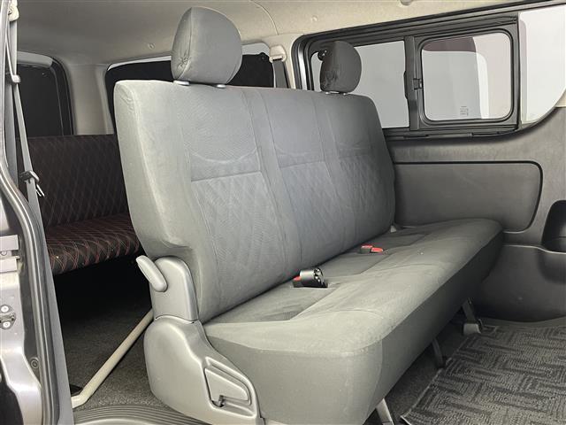 ハイエースバン ロングスーパーGL モデリスタエアロ 純正ナビ バックカメラ ビルトインETC ドライブレコーダー 両側スライドドア 社外アルミホイール フロアマット プッシュスタート リモコンキー オートライト 地デジフルセグ(10枚目)